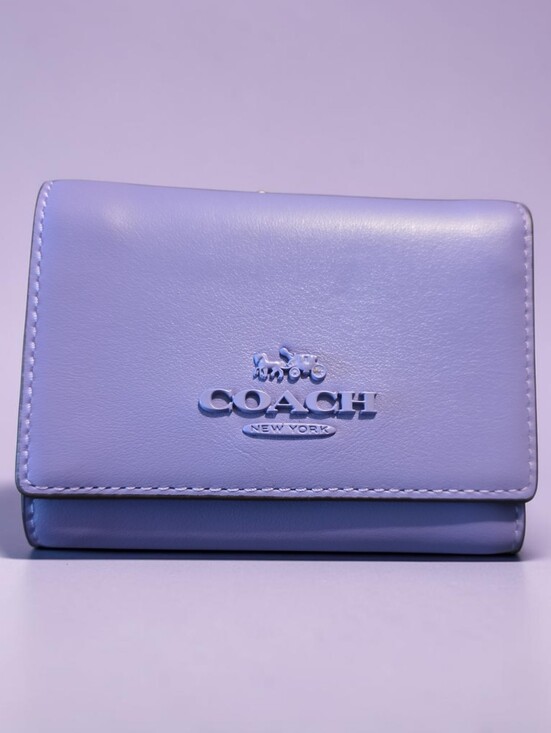 Coach Handbags - Euc Coach Lilac Leather Compact Wallet